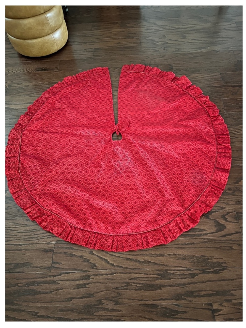 Holiday/Christmas Tree Skirt w/Ruffle Edge and Snowflake Pattern 52” - Red